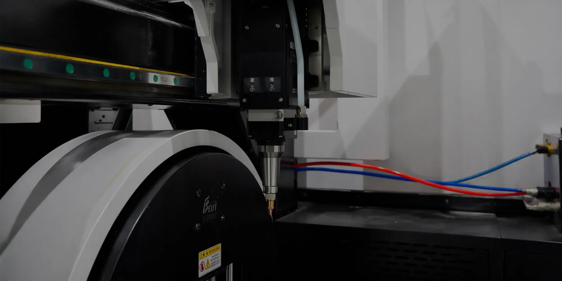 Industria della lavorazione degli stampi