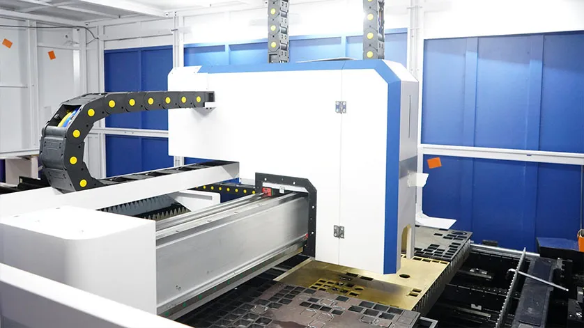 Enclosed Exchange Platform Laser Cutting Machine