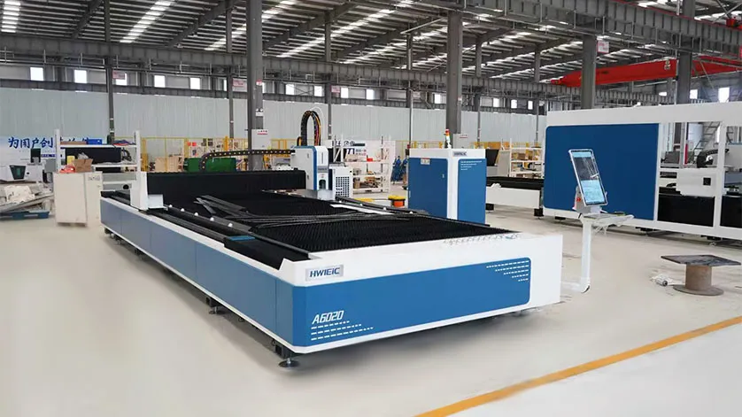 A Basic single plane laser cutting machine