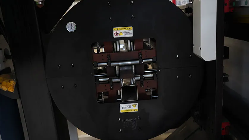 Laser Tube Cutter with Dual Chucks TE Series