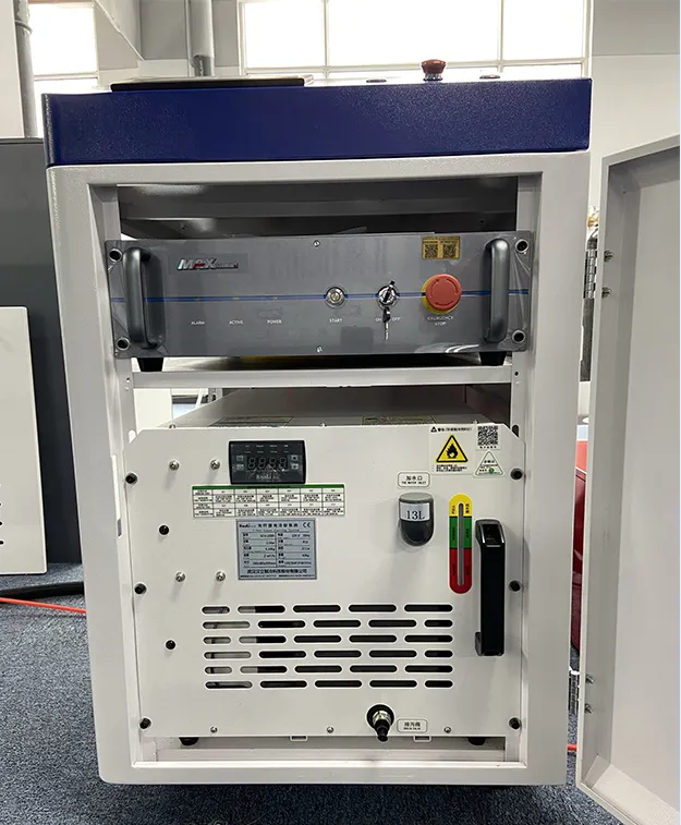 De Mão De Laser A Fibra, A Máquina De Soldadura