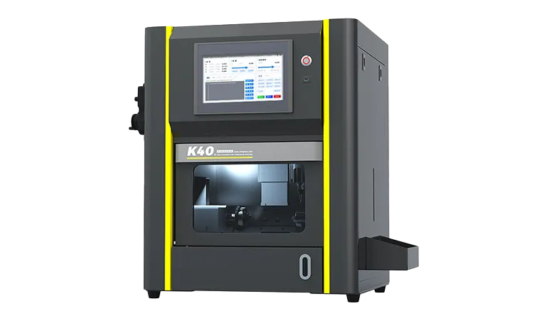 Desktop automatic engraving machine