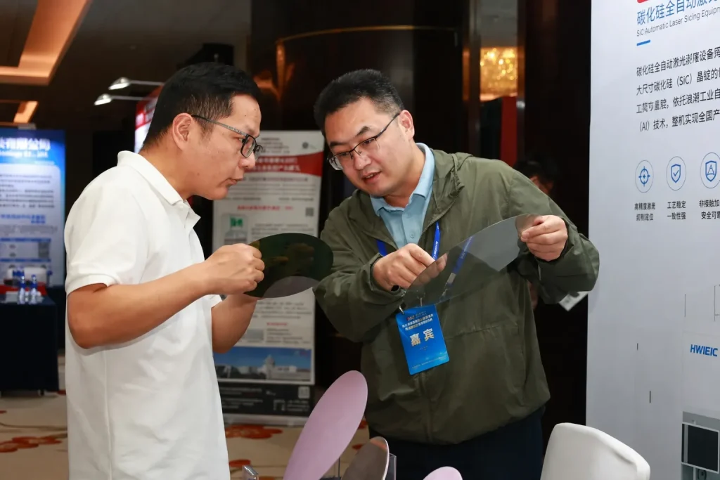 HWlEiC Laser Showcases Advanced SiC Laser Processing Solutions at Third-Generation Semiconductor Technology Seminar 7 3 4